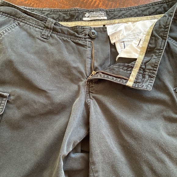 COLUMBIA Cargo Hiking Shorts Black Size 10 - Picture 8 of 14